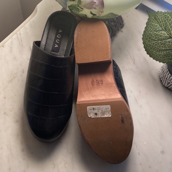 Aqua Brand clogs sz 6.5m - Picture 7 of 10